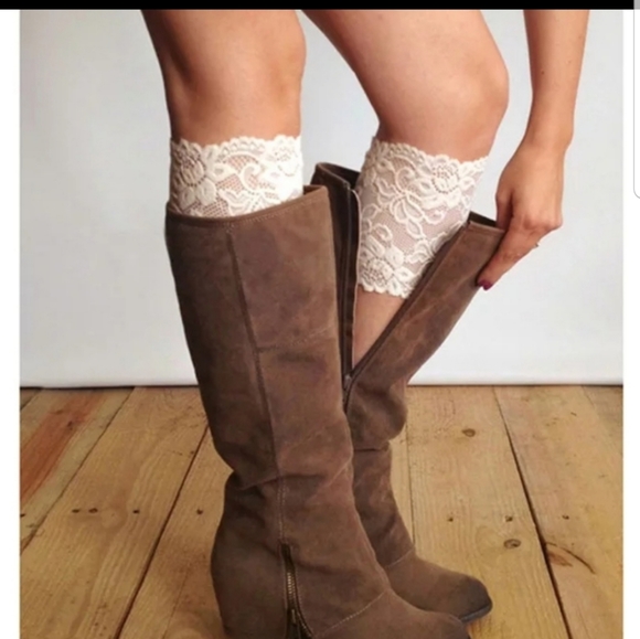 Grey Lace Boot Cuffs - Picture 4 of 4